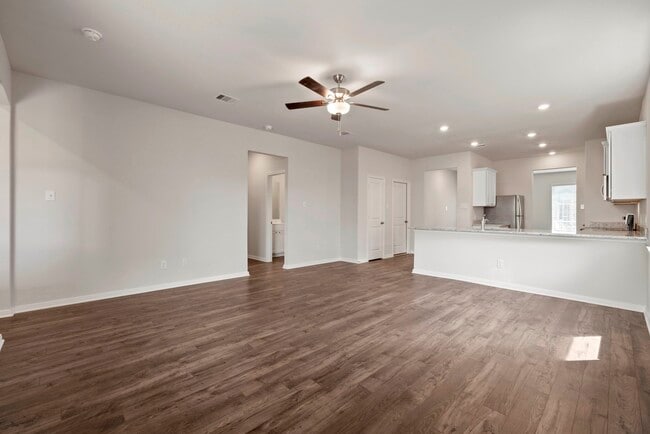 Building Photo - 1520 Jean Mdw Dr