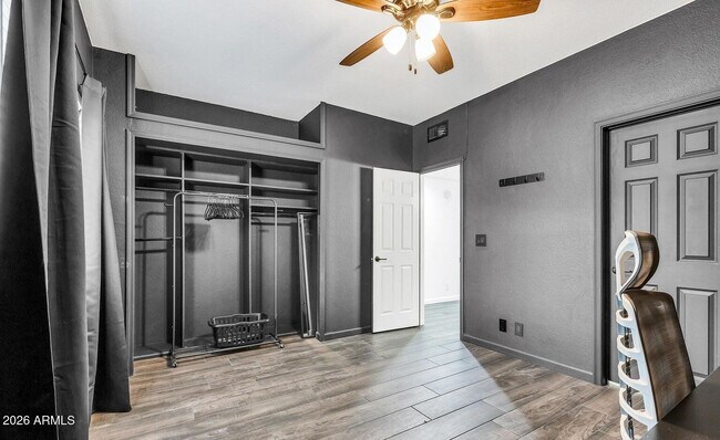 Building Photo - 1610 N Stapley Dr