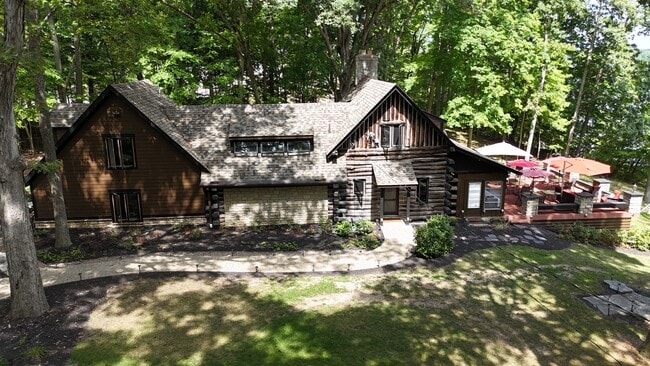 Building Photo - 4485 S Old 3C Hwy