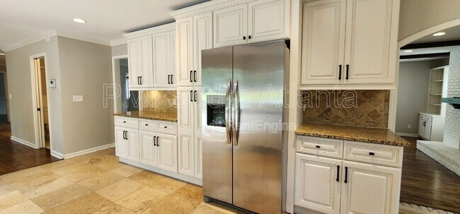 Building Photo - 40 Pheasant Dr SE