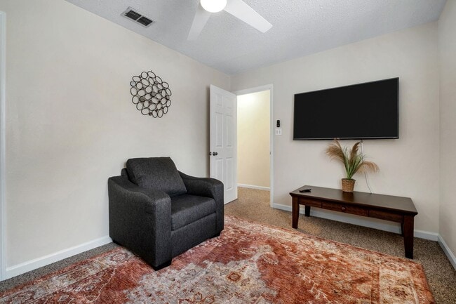 Building Photo - 119 Belmont Rd