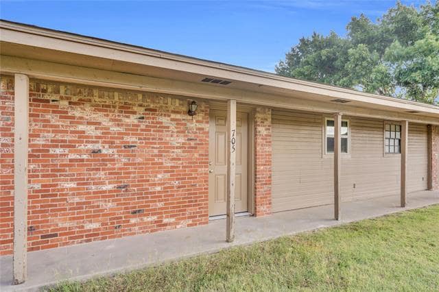 Building Photo - 705 George Hopper Rd