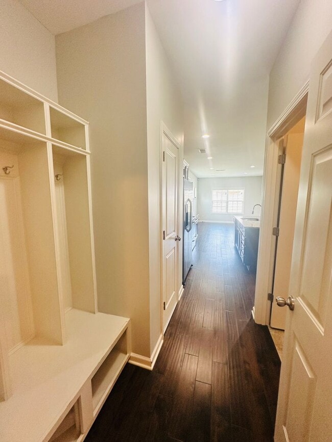 Building Photo - 107 Catskill Ln