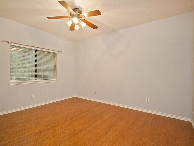 Building Photo - 8200 Neely Dr