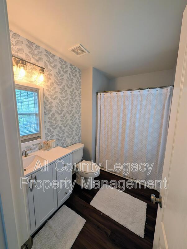 Building Photo - 2150 Spikerush Way