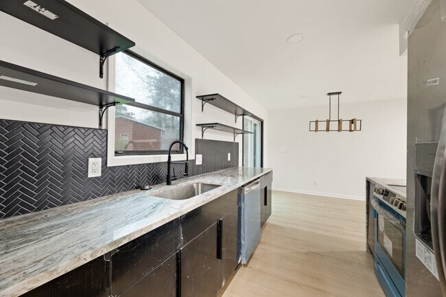 Building Photo - Springwood