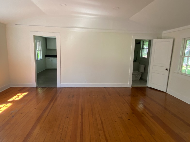 Building Photo - 617 Lafayette St