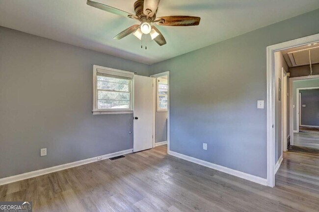 Building Photo - 970 Oglethorpe Ave