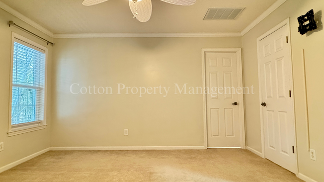 Building Photo - 3 BD/2 BA LUXURY GOLF COMMUNITY/$2,225 per...