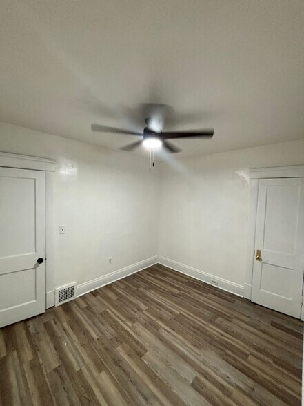 Building Photo - 11813 Soika Ave