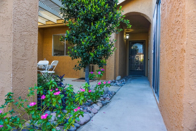 Building Photo - 82186 Bergman Dr