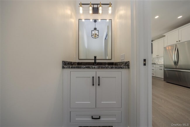 Building Photo - 7 Victoria Ln