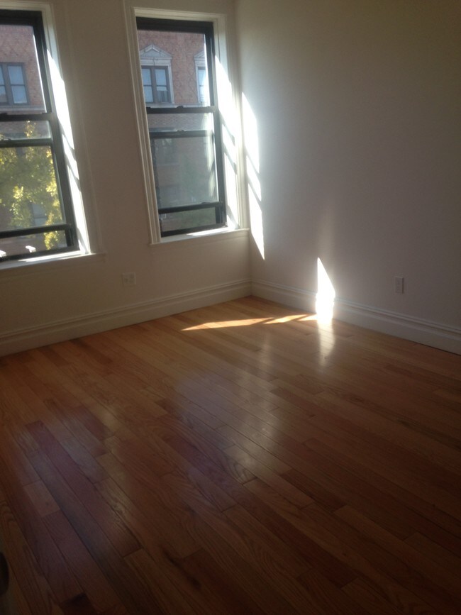Floorplan - 21-80 38th Street