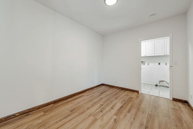 Building Photo - 14352 New Jersey Ave