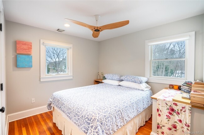 Building Photo - 460 Bay Ave