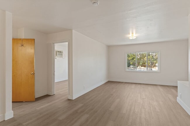 Building Photo - Chavez 426 Basin St NW 1 Unit + 1 Com