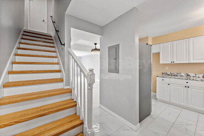 Building Photo - 7616 La Mesita Ct