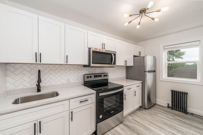 Building Photo - Sherwood Flats