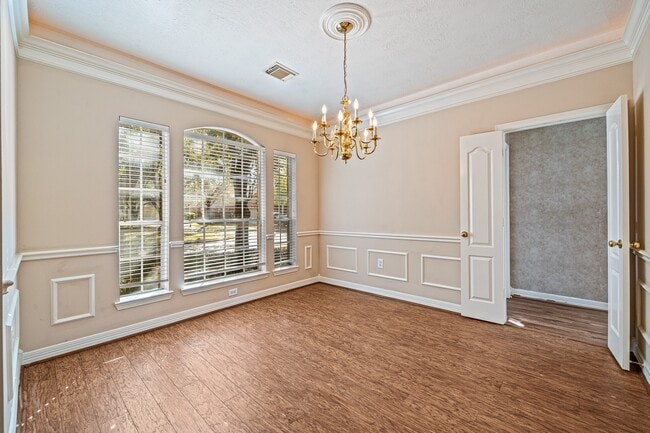 Building Photo - 9306 Lochflora Dr