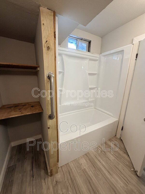 Building Photo - 1222 Brighton Ave