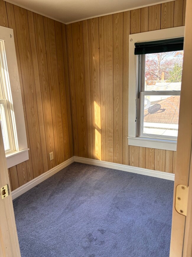 Building Photo - 311 Monroe St