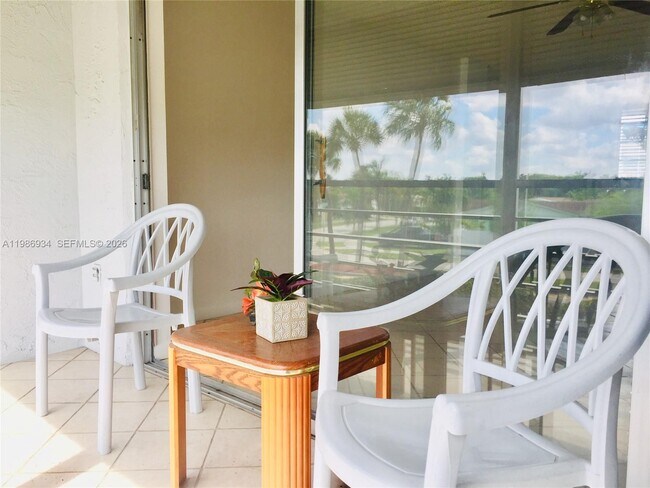 Building Photo - 14170 SW 84th St