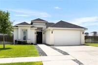 Building Photo - 405 Stella Dr