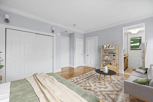 Building Photo - 439 Marlborough St