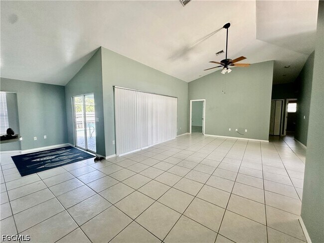 Building Photo - 17150 Knight Dr