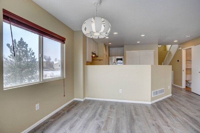 Building Photo - $ 2,295 - 3-Bed, 3-Bath Townhome with Mode...