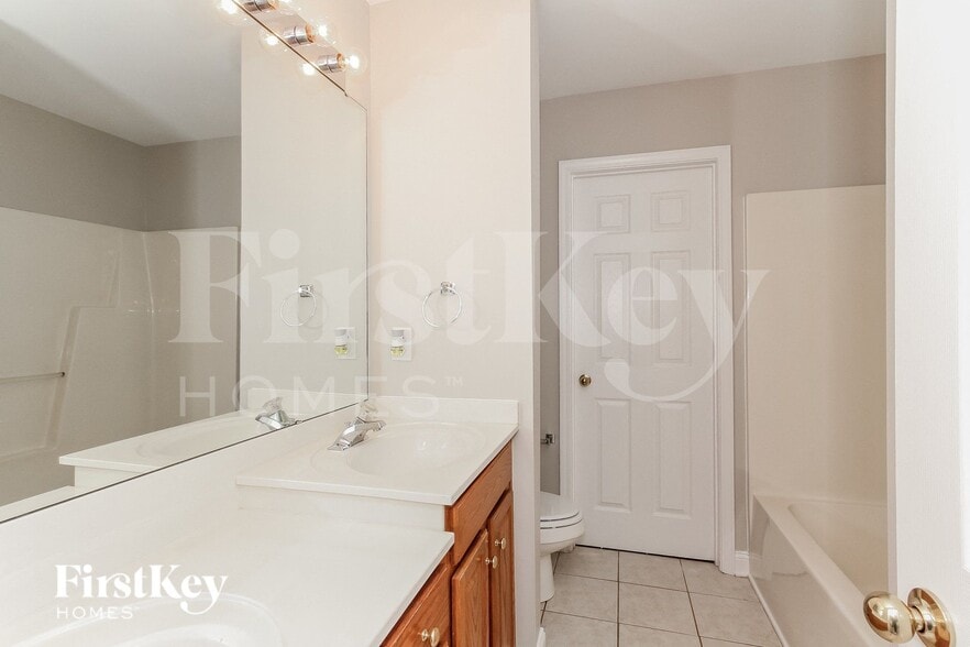 Building Photo - 12655 Windyedge Rd