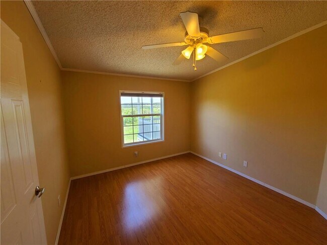 Building Photo - 2900 Co Rd 330