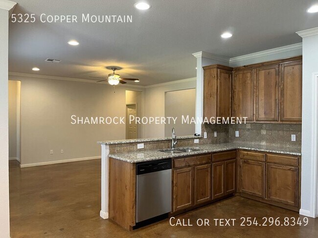 Building Photo - China Spring ISD 4 Bedroom