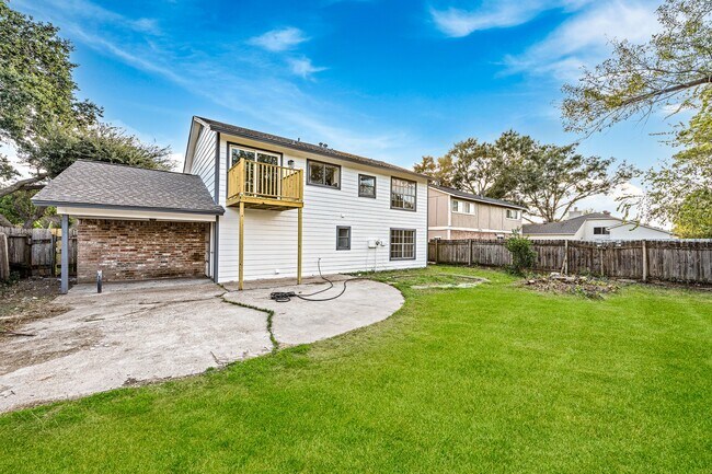 Building Photo - 18018 Autumn Trails Ln