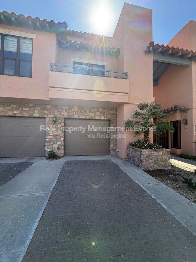 Building Photo - 20660 N 40th St