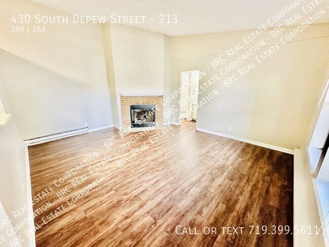Building Photo - 430 S Depew St