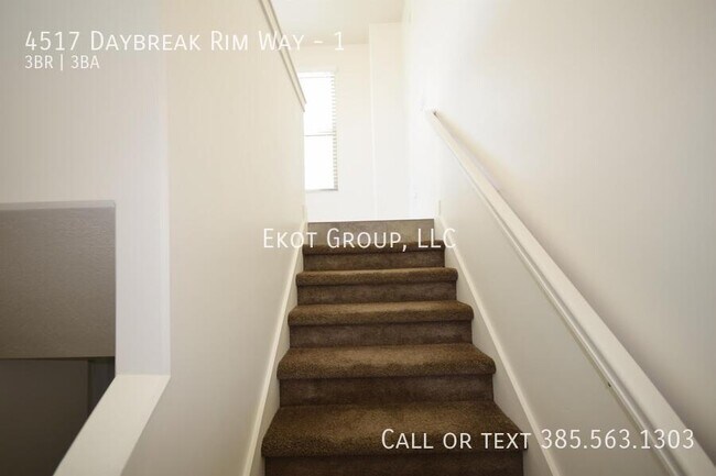 Building Photo - 4517 Daybreak Rim Way