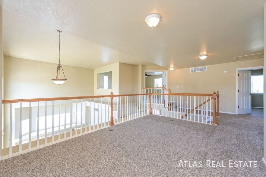 Building Photo - 4709 Fenwood Dr