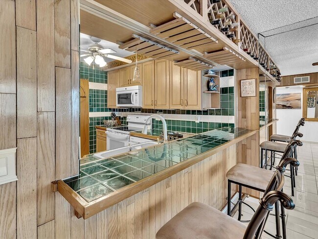 Building Photo - 3430 Galt Ocean Dr