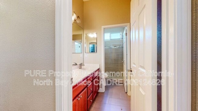 Building Photo - 8744 Merlot Way