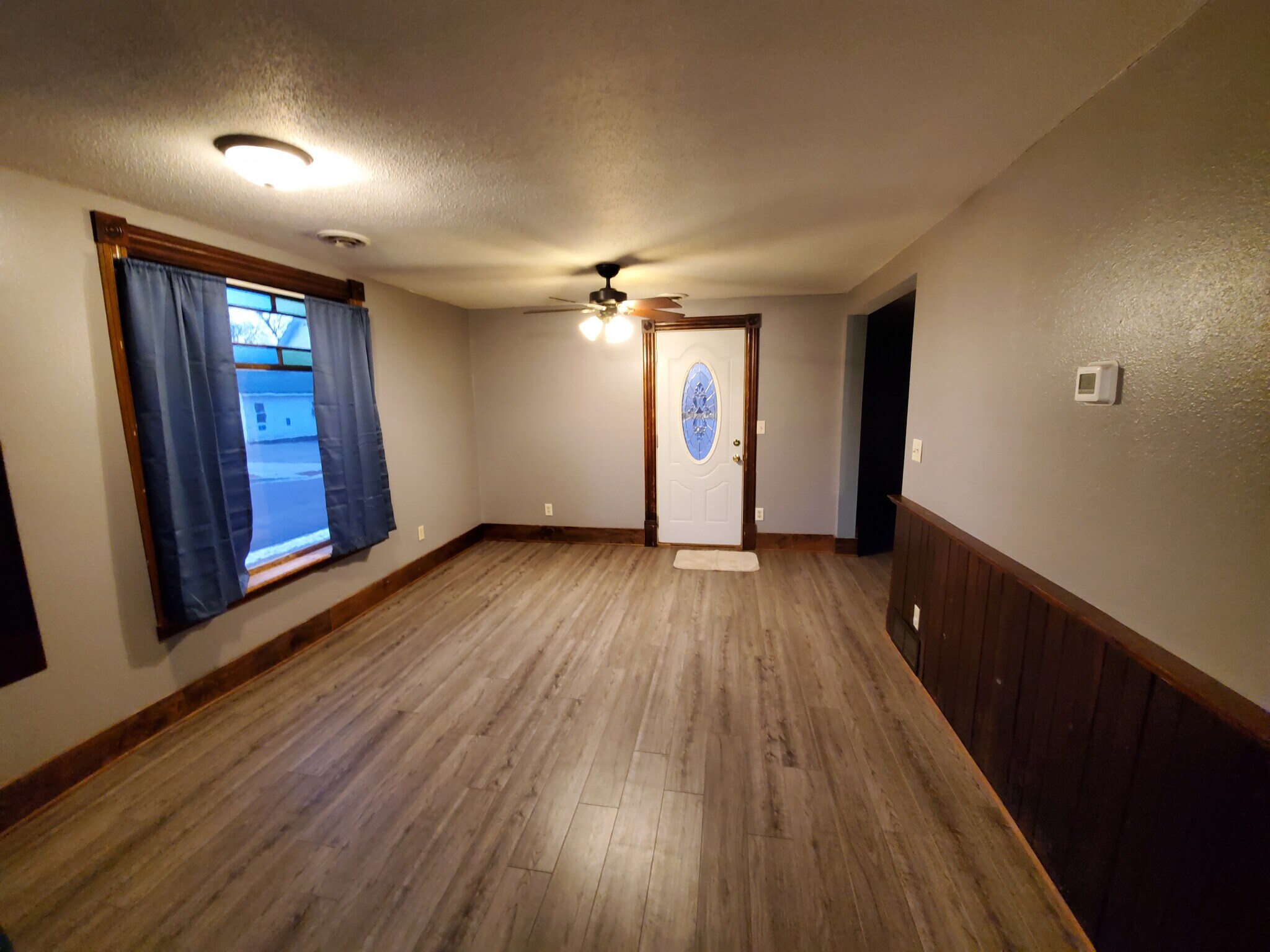 Building Photo - 104 NW 2nd St