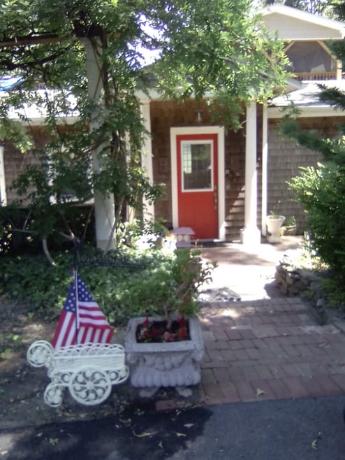 Building Photo - 36407 Fir Dr