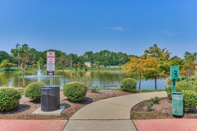 Building Photo - 10022 Elkwood Glen Ln