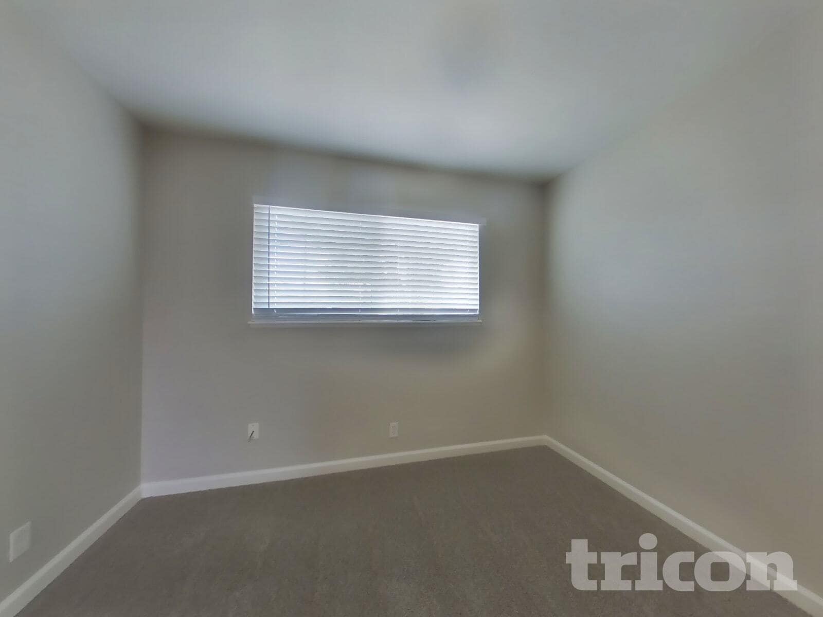 Building Photo - 304 Robert St