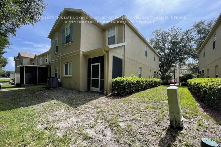 Building Photo - 2935 Girvan Dr