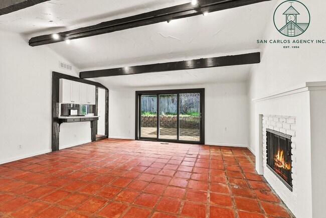 Building Photo - Spacious Three Bedroom Home in Country Club Area of Pebble Beach