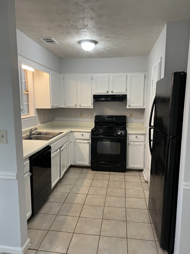 Building Photo - 5623 Stonington Trace Pkwy