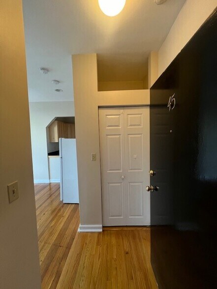 Building Photo - 38 Hemenway St