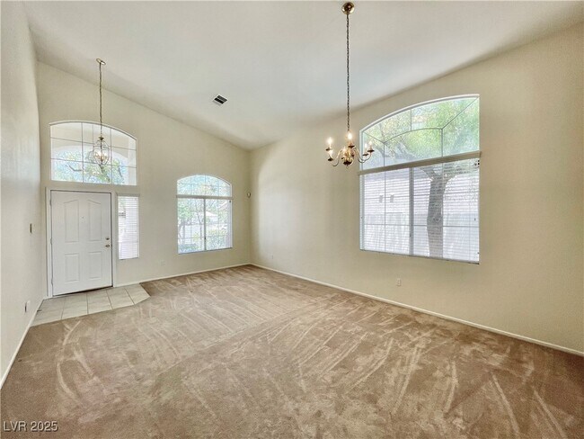 Building Photo - 20 Staghorn St
