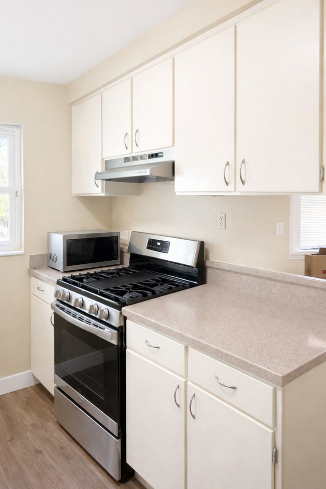 Building Photo - 5840 Langston Dr